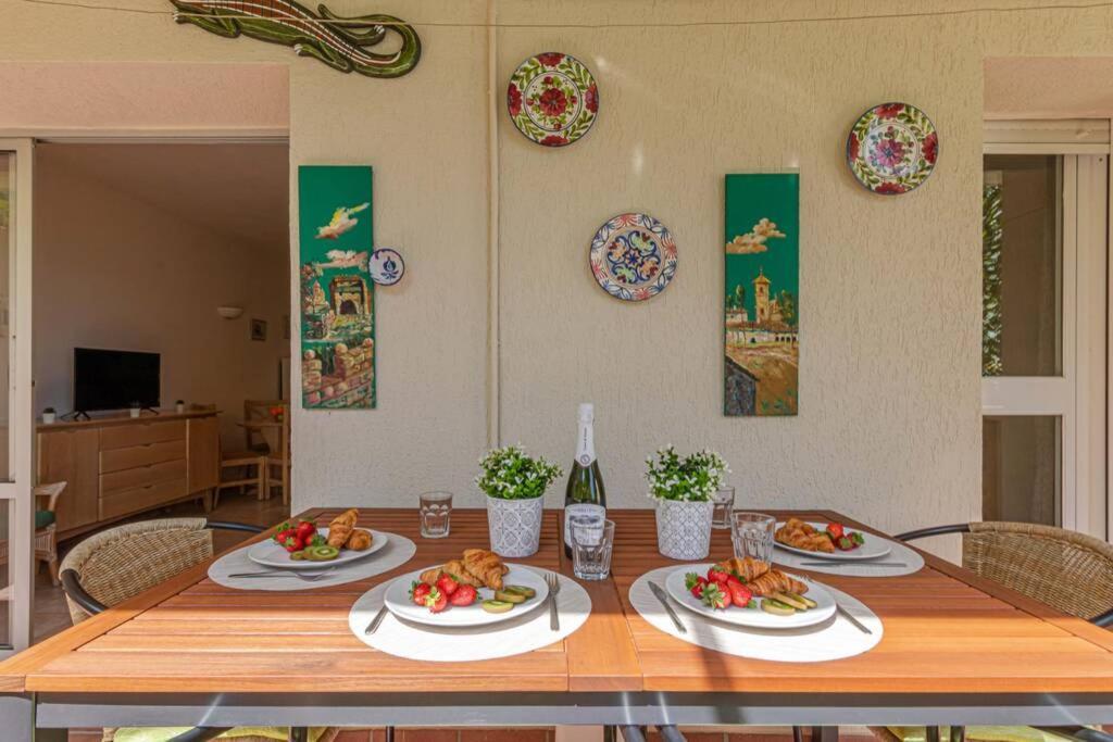 797 Holiday Rentals- Precioso Piso Con Vistas Al Jardin En Benalbeach Benalmádena Exterior foto